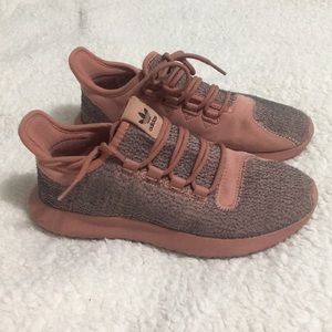 Adidas Yeezy looking sneakers